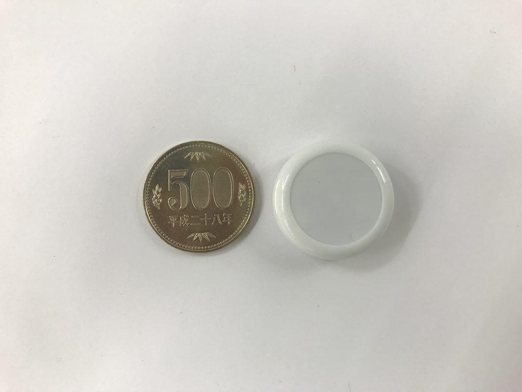 Beacon-02(Micro Beacon)と500円玉の比較