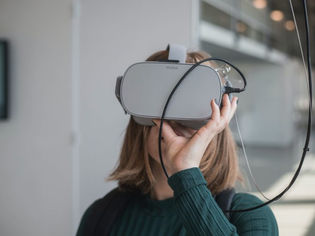 WebVRとは？導入事例を交えてメリットや将来性を詳しく解説