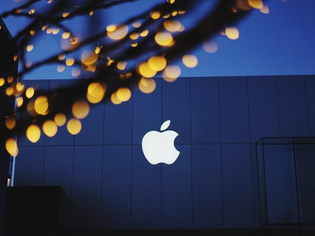 Apple Intelligenceとは？ビジネスへの活用事例・導入のヒント